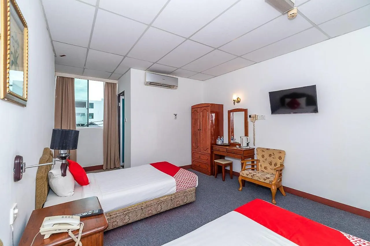 **  Oyo 89864 Hotel Holiday Park Кота-Кинабалу Малайзия