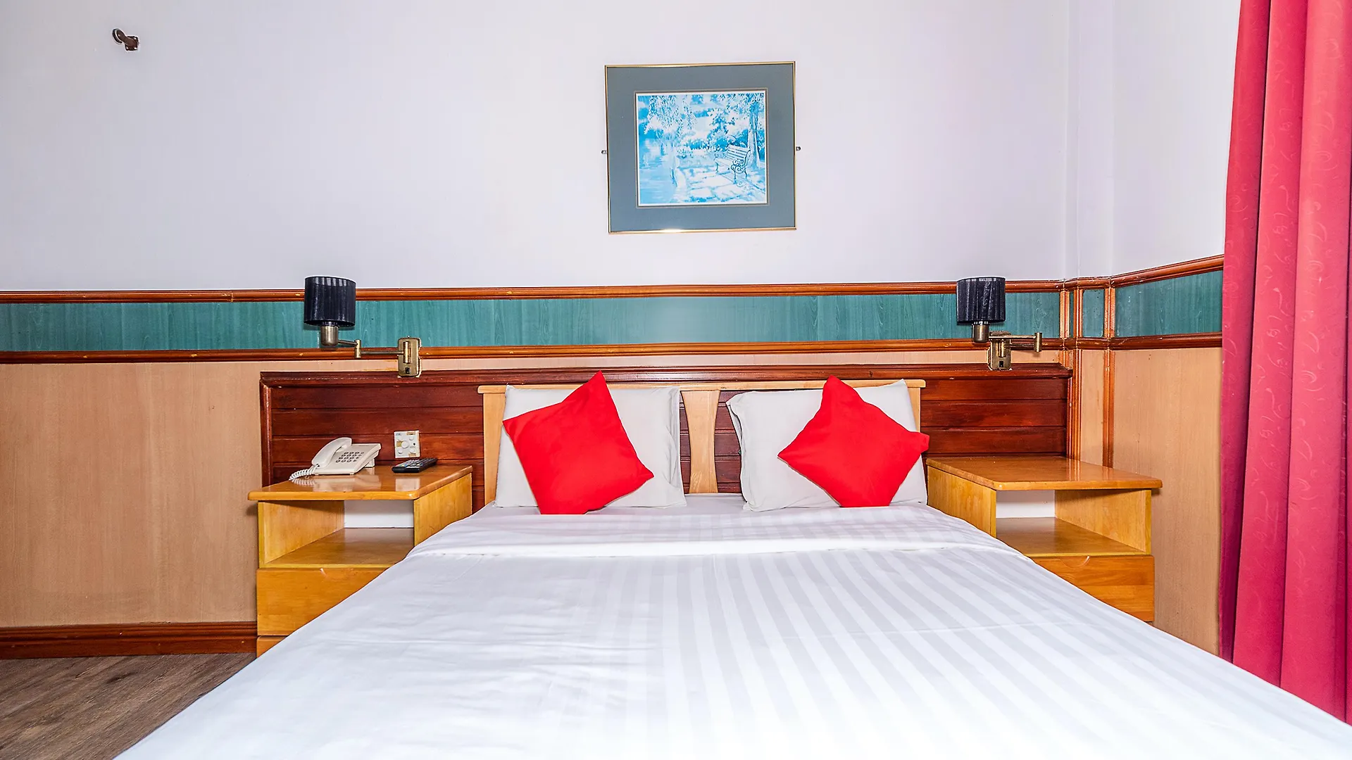 Oyo 89864 Hotel Holiday Park Кота-Кинабалу